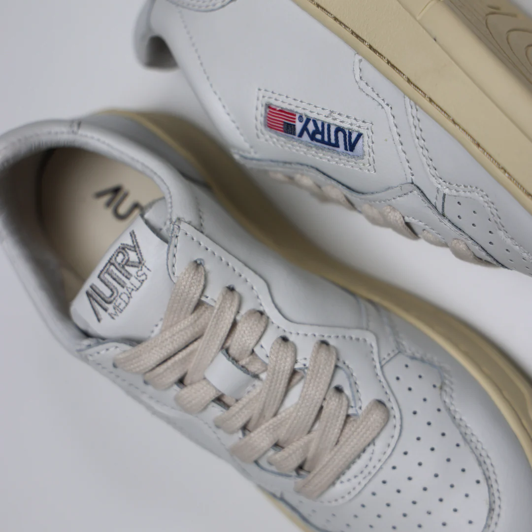 LOW SNEAKER 80s LL15 | All White - Image 6