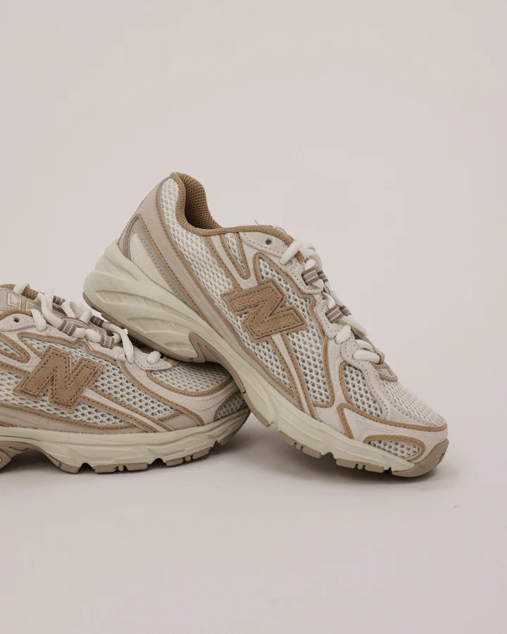 U740IN2 | Angora / Timberwolf - Image 2